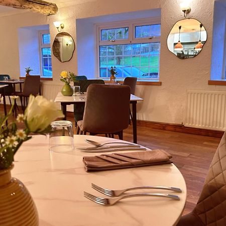Penybont Restaurant + Inn Carmarthen Exterior foto